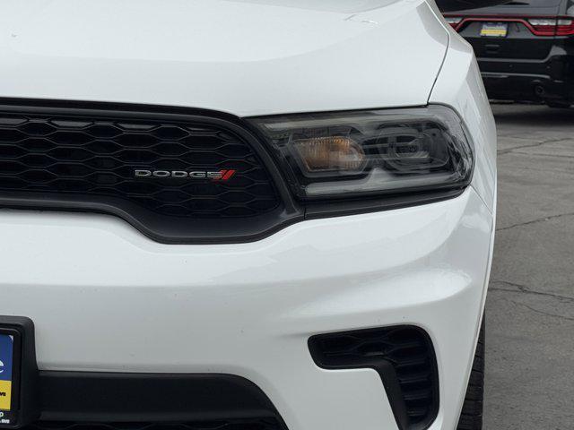 Photo of 2023 White Knuckle Clearcoat Dodge Durango