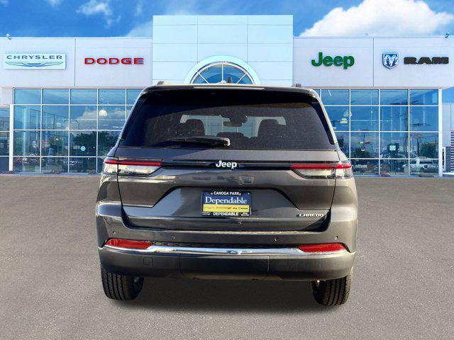 Photo of 2025 Baltic Gray Metallic Clearcoat Jeep Grand Cherokee