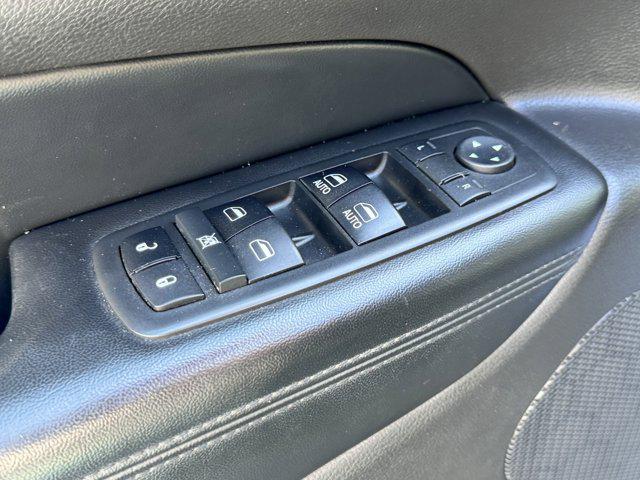 Photo of 2018 Granite Crystal Metallic Clearcoat Jeep Grand Cherokee