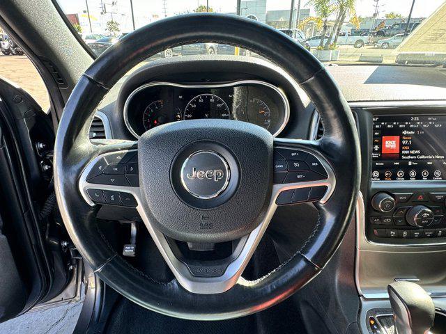 Photo of 2018 Granite Crystal Metallic Clearcoat Jeep Grand Cherokee