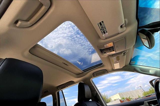 Photo of 2015 Starfire Pearl Lexus GX 460