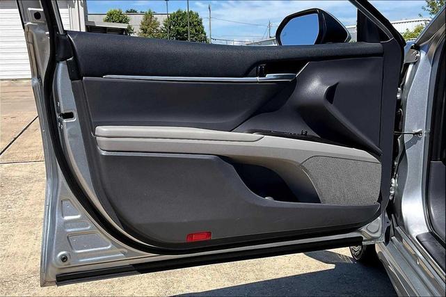 Photo of 2023 Celestial Silver Metallic Toyota Camry