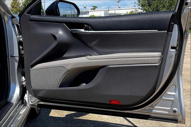 Photo of 2023 Celestial Silver Metallic Toyota Camry