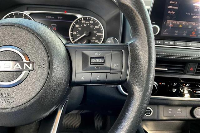Photo of 2023 Super Black Nissan Rogue