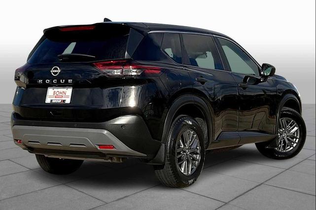 Photo of 2023 Super Black Nissan Rogue