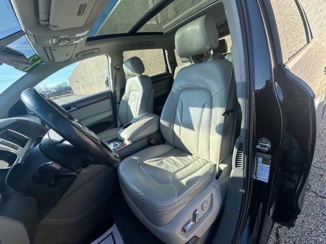 Photo of 2013 Lava Gray Pearl Effect Audi Q7