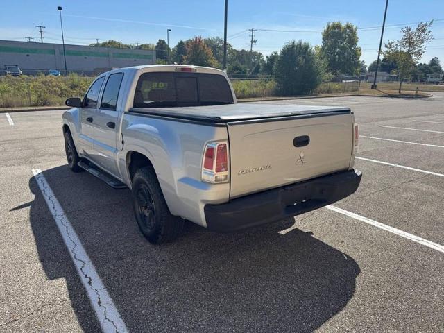 Photo of 2008 Sierra Silver Metallic Mitsubishi Raider