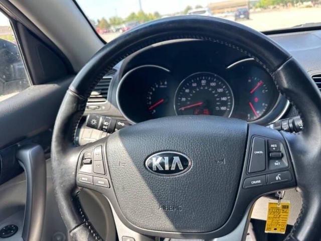 Photo of 2015 Ebony Black Kia Sorento