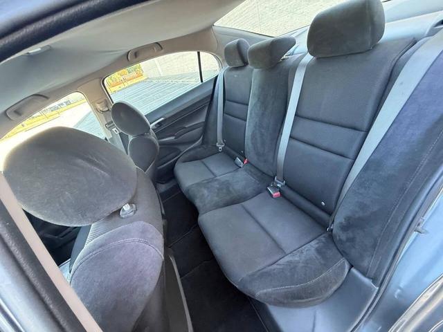 Photo of 2009 Urban Titanium Metallic Honda Civic