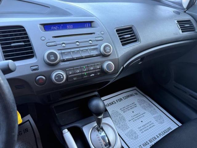 Photo of 2009 Urban Titanium Metallic Honda Civic