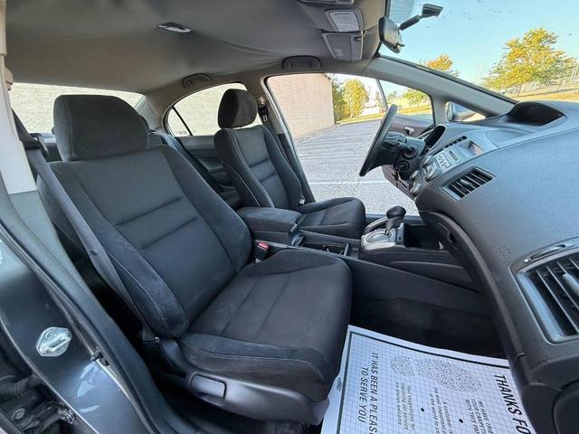 Photo of 2009 Urban Titanium Metallic Honda Civic