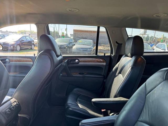 Photo of 2011 Gray Green Metallic Buick Enclave