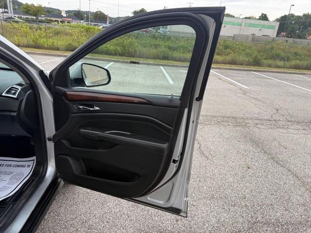 Photo of 2012 Platinum Ice Tricoat Cadillac SRX