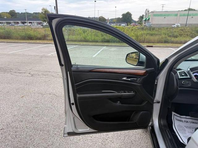 Photo of 2012 Platinum Ice Tricoat Cadillac SRX