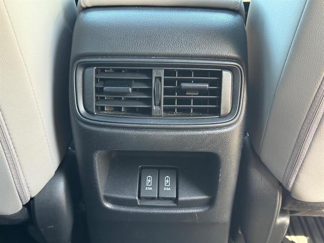 Photo of 2019 Obsidian Blue Pearl Honda CR-V