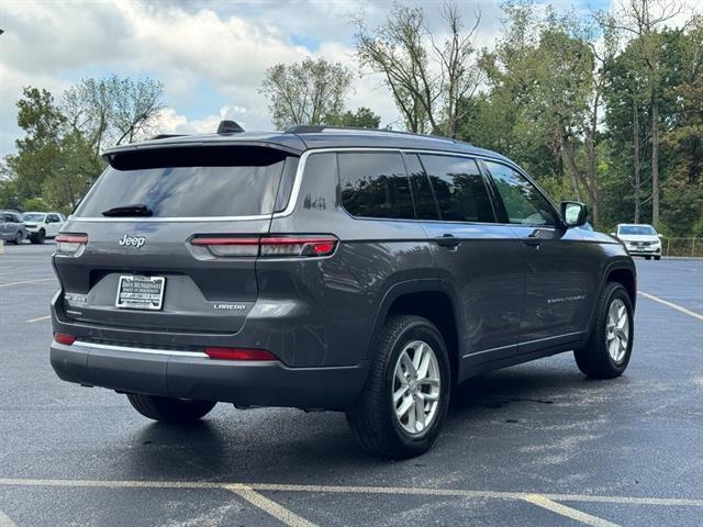 Photo of 2021 Metallic Jeep Grand Cherokee L