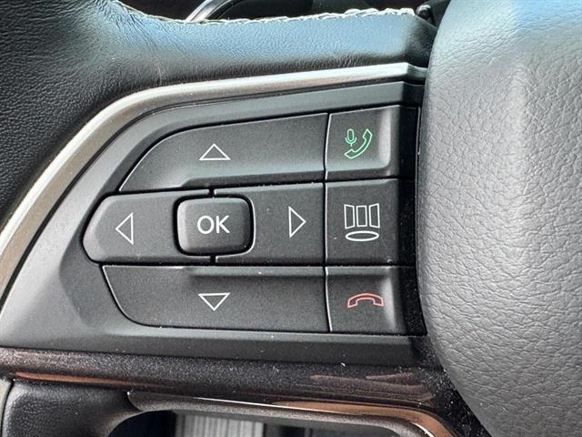 Photo of 2021 Metallic Jeep Grand Cherokee L
