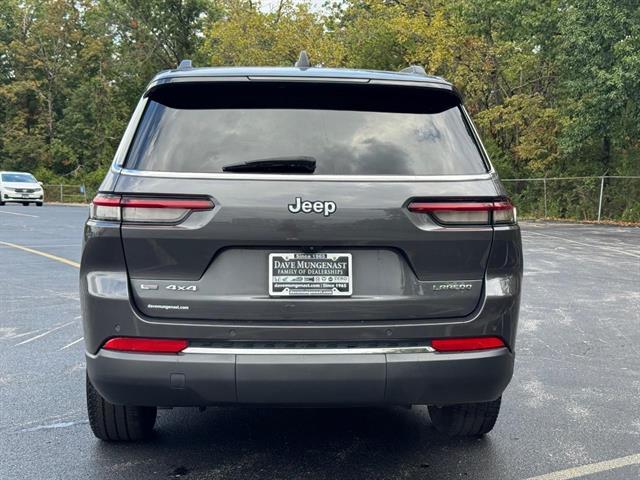Photo of 2021 Metallic Jeep Grand Cherokee L