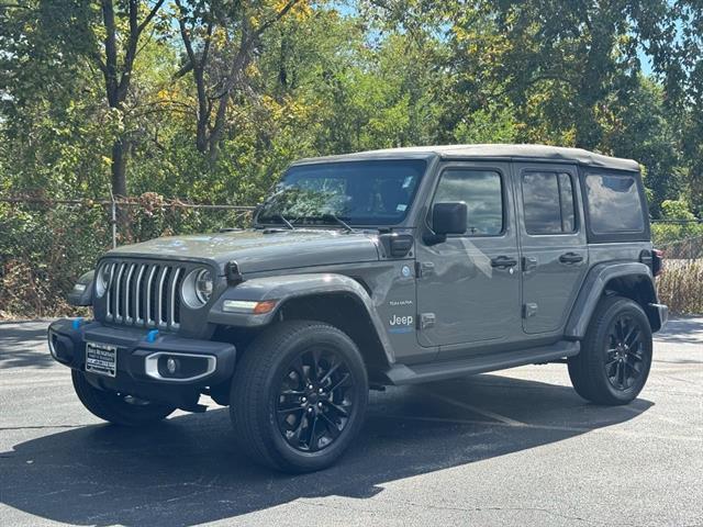 Photo of 2022 Gray Jeep Wrangler Unlimited 4xe