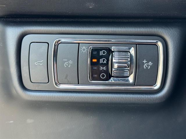 Photo of 2022 Silver Radiance Lincoln Aviator