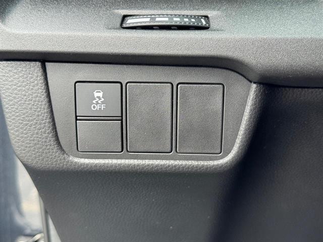 Photo of 2023 Crystal Black Pearl Honda CR-V Hybrid