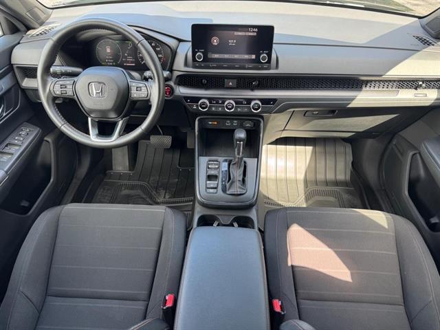 Photo of 2023 Crystal Black Pearl Honda CR-V Hybrid