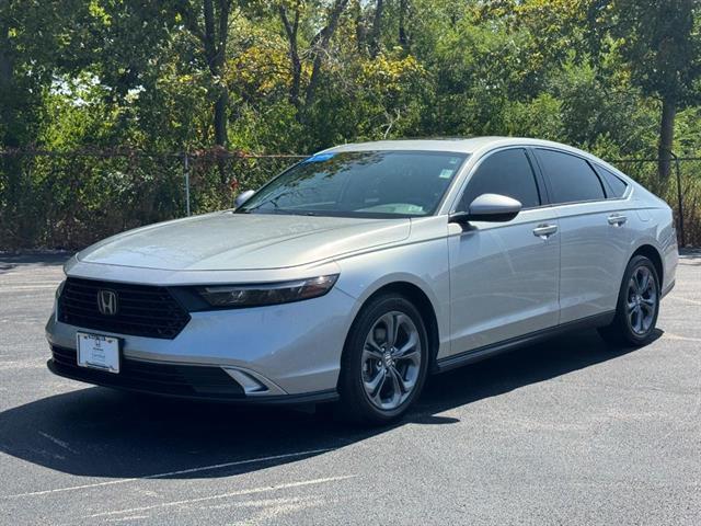 Photo of 2024 Solar Silver Metallic Honda Accord
