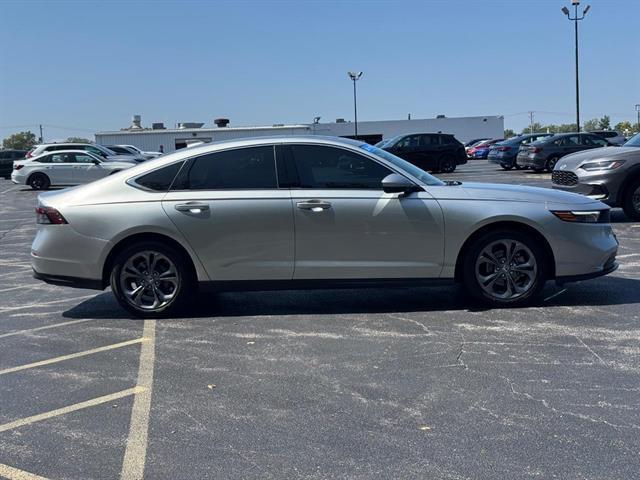 Photo of 2024 Solar Silver Metallic Honda Accord