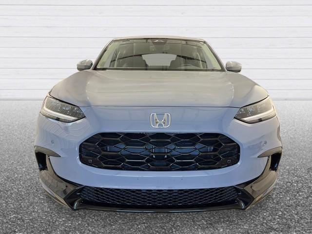 Photo of 2026 Urban Gray Pearl Honda HR-V