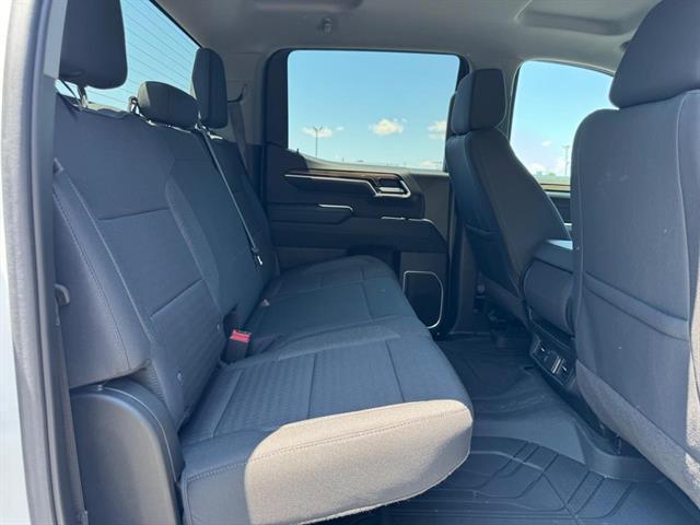 Photo of 2022 Summit White Chevrolet Silverado 1500