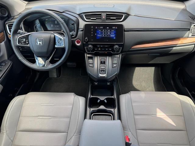 Photo of 2022 Lunar Silver Metallic Honda CR-V Hybrid