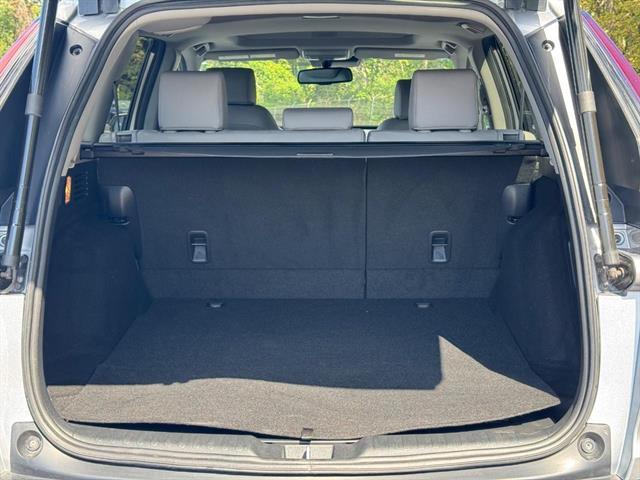 Photo of 2022 Lunar Silver Metallic Honda CR-V Hybrid