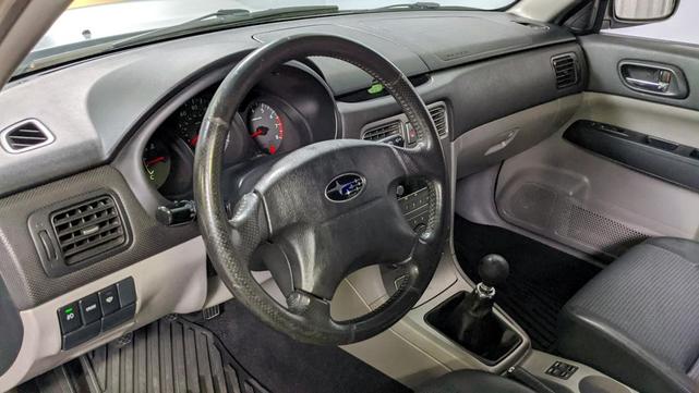 Photo of 2004 Platinum Silver Metallic Subaru Forester
