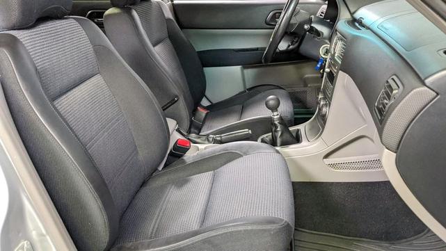 Photo of 2004 Platinum Silver Metallic Subaru Forester