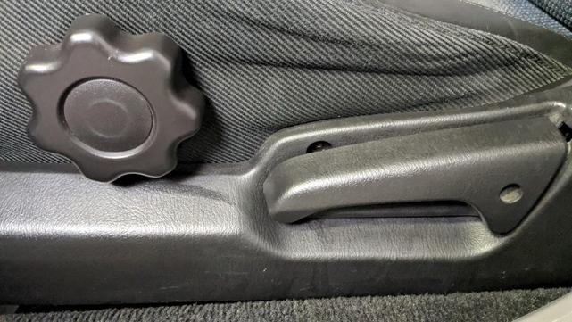 Photo of 2004 Platinum Silver Metallic Subaru Forester