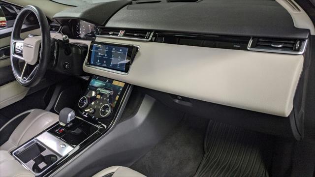 Photo of 2021 Fuji White Land Rover Range Rover Velar