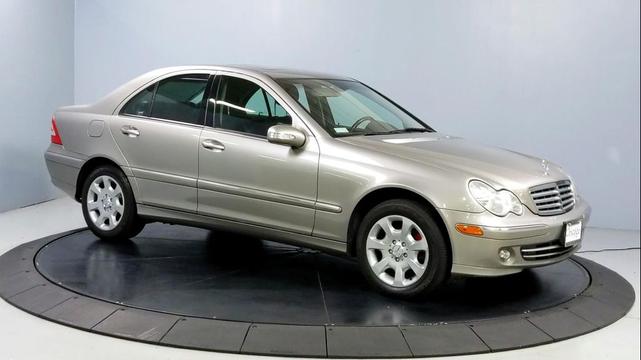 Photo of 2005 Desert Silver Metallic Mercedes-Benz C-Class