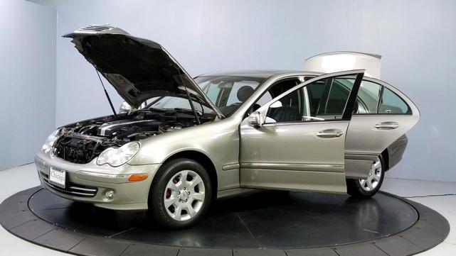 Photo of 2005 Desert Silver Metallic Mercedes-Benz C-Class