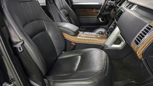 Photo of 2018 Black Land Rover Range Rover