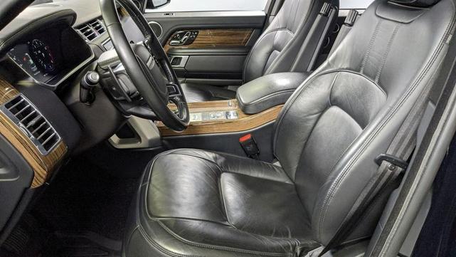 Photo of 2018 Black Land Rover Range Rover