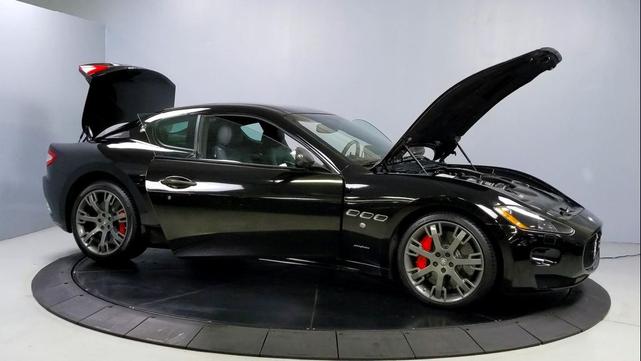 Photo of 2009 Nero (Black) Maserati GranTurismo
