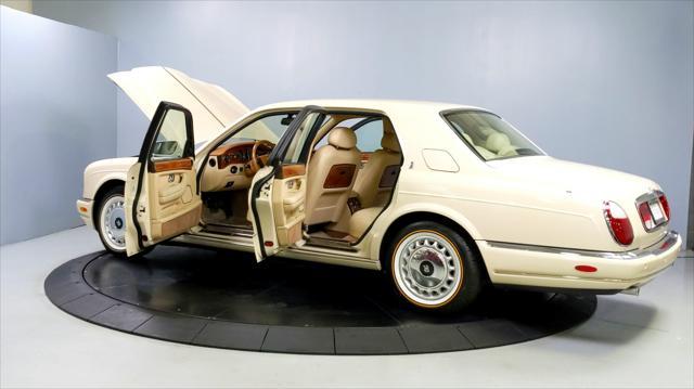 Photo of 2000 White Rolls-Royce Silver Seraph