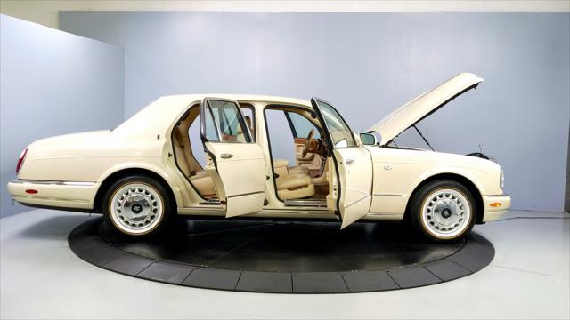 Photo of 2000 White Rolls-Royce Silver Seraph