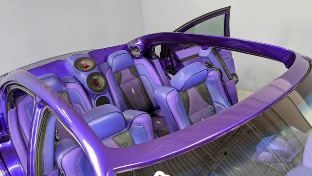 Photo of 2006 Purple Crazy Plum Dodge Charger