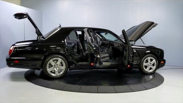 Photo of 2006 Black Bentley Arnage