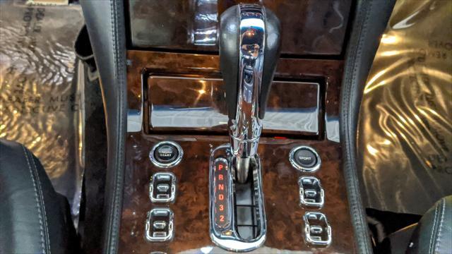 Photo of 2006 Black Bentley Arnage