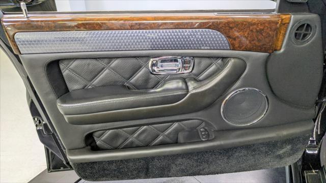 Photo of 2006 Black Bentley Arnage