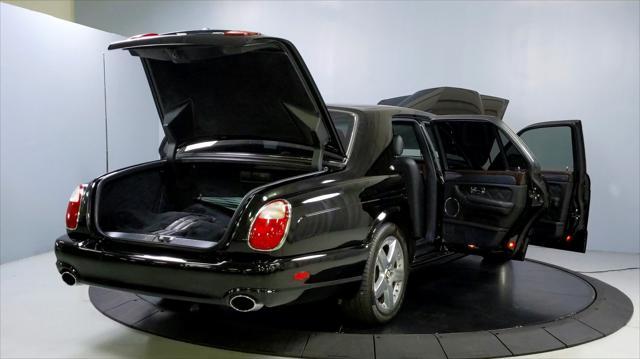 Photo of 2006 Black Bentley Arnage
