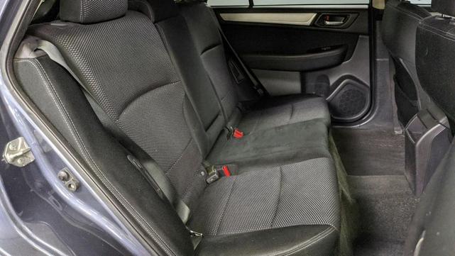 Photo of 2015 Gray Subaru Outback
