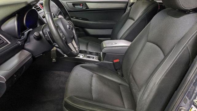 Photo of 2015 Gray Subaru Outback